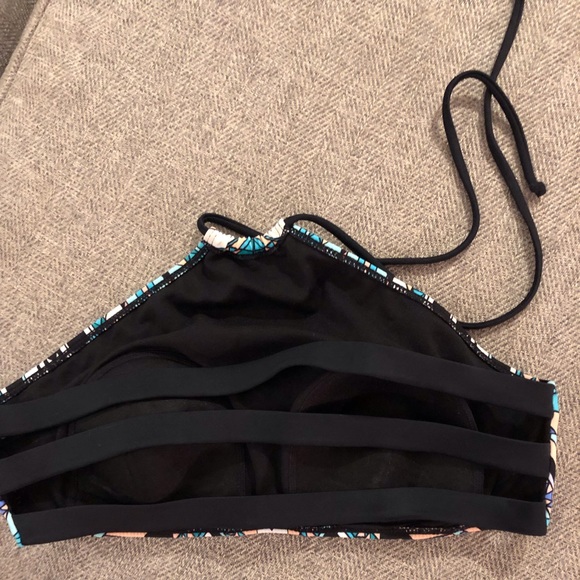 Tribal swim top - Picture 2 of 3